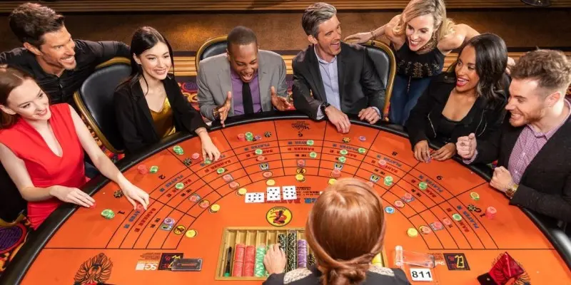 Khám phá luật chơi Baccarat cơ bản cho người mới