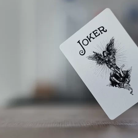 Khám Phá Ý Nghĩa Của Lá Bài Joker Là Gì